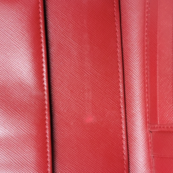 100% Authentic PRADA nylon billfold wallet - Picture 6 of 14